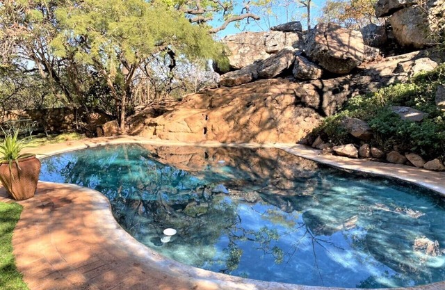 Double Lodge in Natural African Bush - 2112