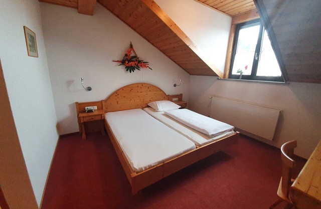 Double room - 12 - Landgasthof Brunnenwirt Zum Meenzer