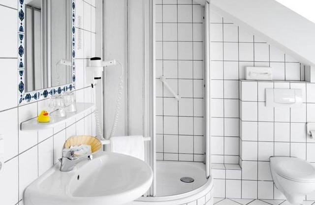 Double room HP standard shower / WC - Hotel Koch-Schilt