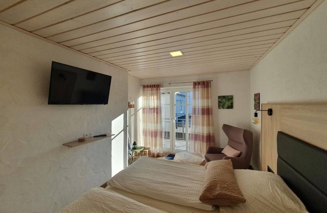 Double room "Hunnenstein" with balcony - accommodation in the Brandgasse