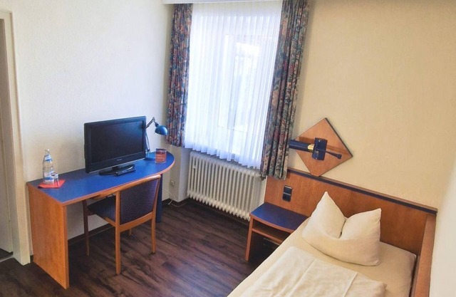 Double Room Shower/WC - Hotel Stadt Daun