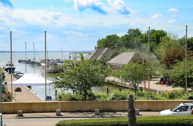 Double room with balcony and Bodden view directly at the harbor of Wustrow