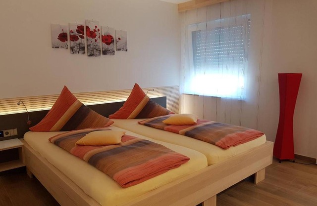 Double room with bath or shower and WC