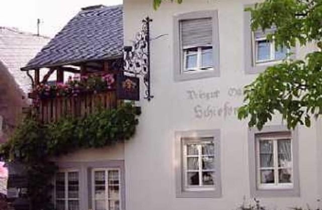 Double room with shower/WC - Wein- und Gästehaus Schiefergold
