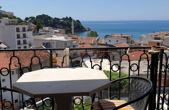 Double sea view studio with kitchen
