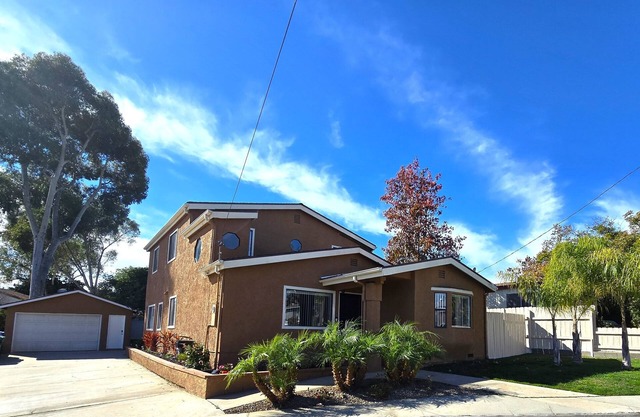 Double the Fun! 2 San Diego Homes + Gameroom Near Beach/City/Zoo