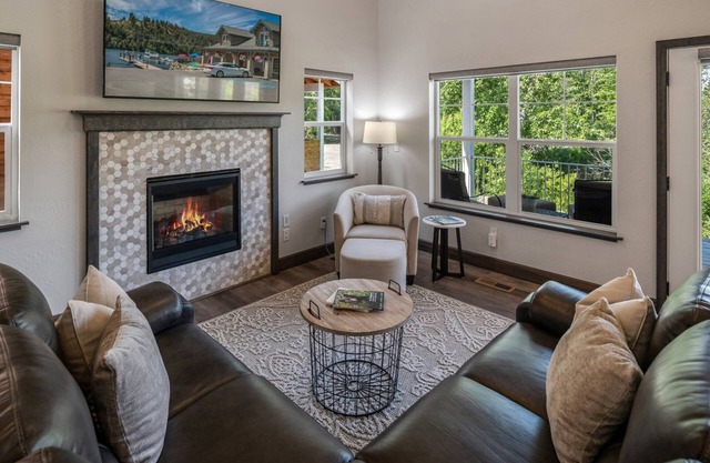Dover Bay Bungalow | 3 Bed, 2 Bath