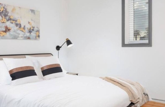 Downtown+Art+Music+Cozy Vibes+Min2Beach+Walkable