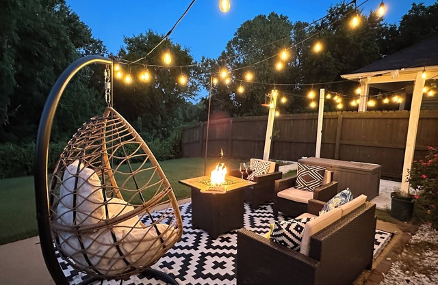 Downtown ~ Backyard ~ Near St Jude ~ Fire Pit