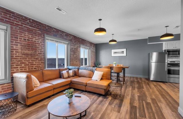 Downtown Cape 2 Bdrm/2 Bath Apt, Cozy & Walkable