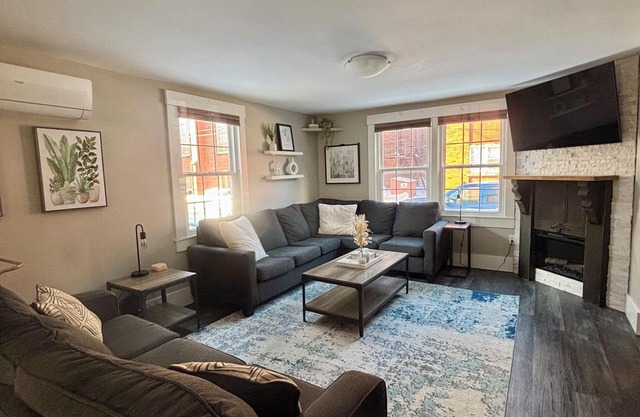 Downtown Charlottetown Retreat