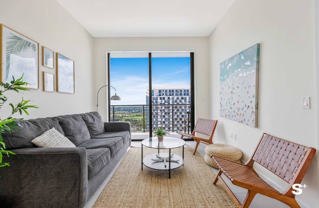 Downtown Doral 2BR | Skyline Views and Free Parking