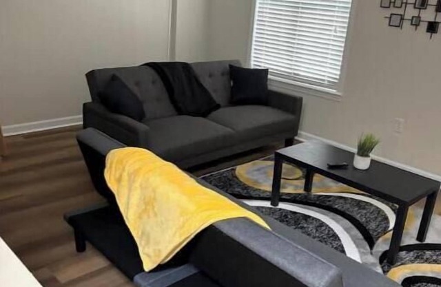 Downtown Getaway/Free Parking