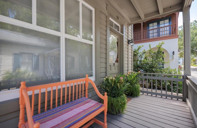 Downtown Getaway - Unit A