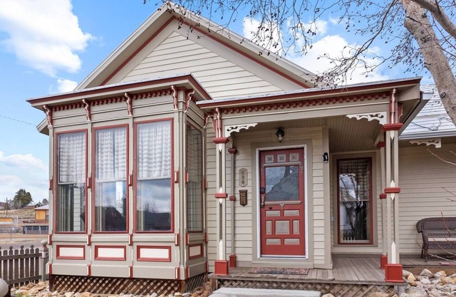 Downtown Leadville: easy access to everything!