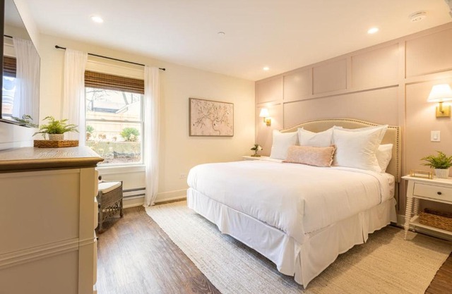 Downtown Luxury Farmhouse Apartment #1