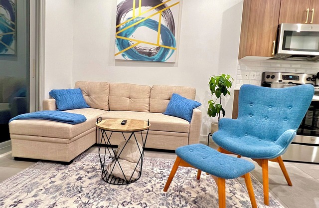 Downtown Miami King Bed, Luxe Condo, Free Parking