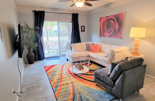 Scottsdale Premium Term Getaway Furnished Golf Cable Utilities 