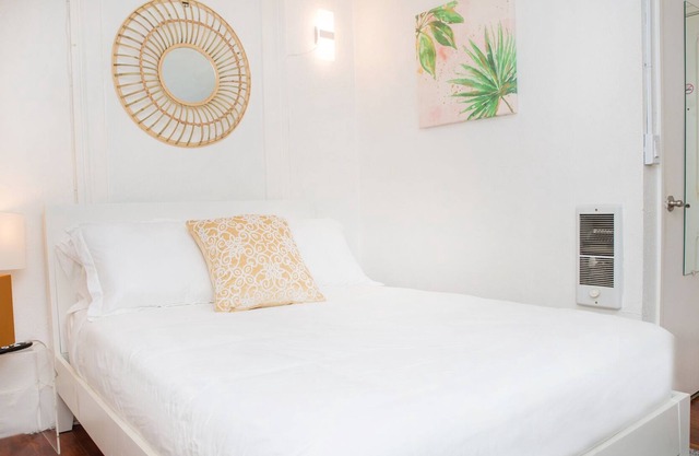 Downtown San Diego Loft in The Gaslamp Quarter!