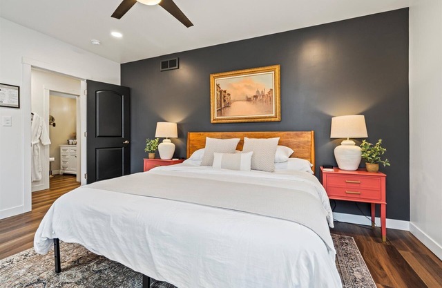 Downtown “Troy House” Cozy Modern Renovated