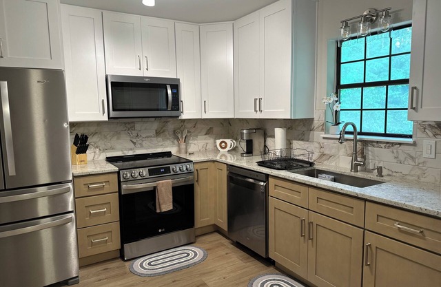 Downtown Woodstock Newly Renovated Home