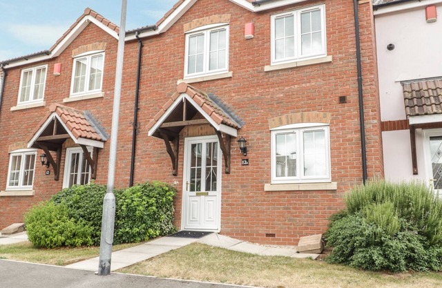 DRAGONFLY, family friendly, country holiday cottage in Bridgwater