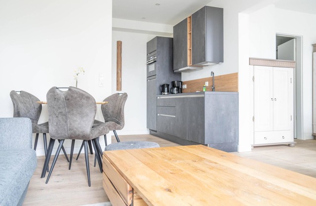 Dream vacation with fresh sea air!