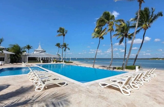 Dream villa near the sea