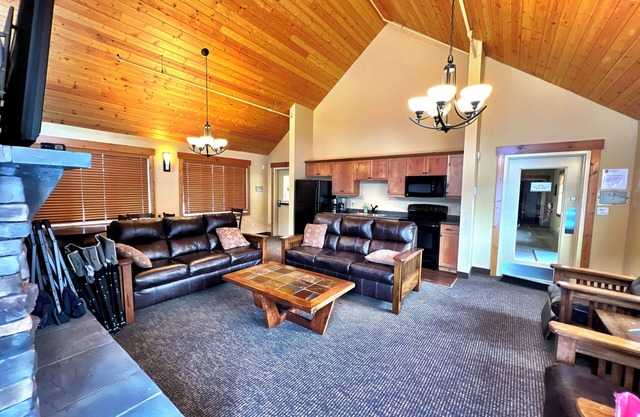 Dreamcatcher Mountain Cabin - Ski-Bike-Golf-Relax