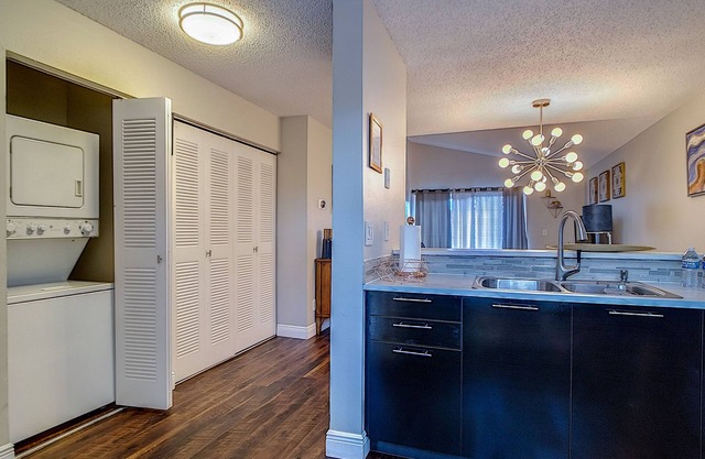 Dreamy Mid century close to downtown/airport MCO