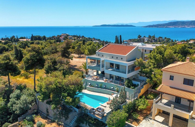 Dreamy Villa near Porto Heli ideal for a blissful stay