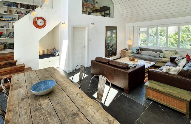 Driftwood - 4 Bed | Short Walk to Beach