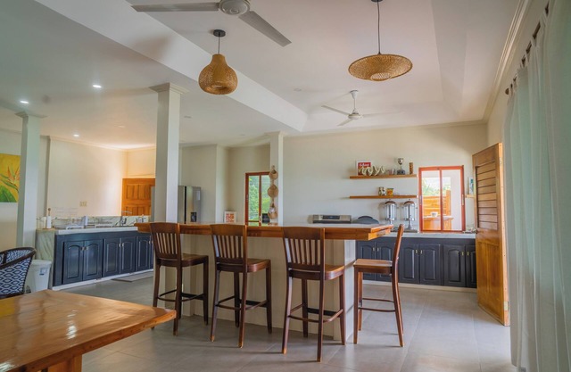 Driftwood Suite: A View to Savor