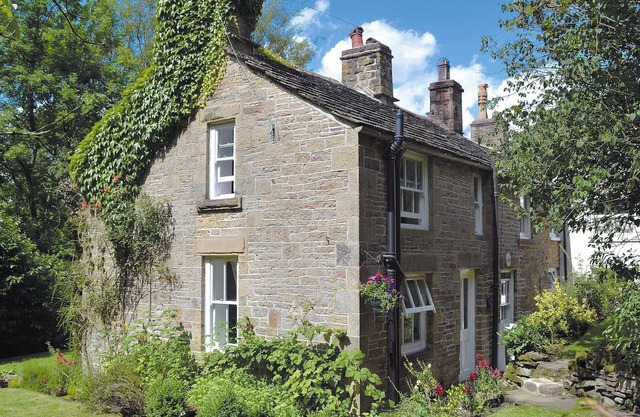 Drum And Monkey Cottage