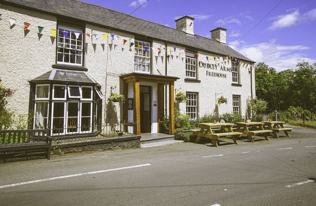 Dudley Arms Hotel