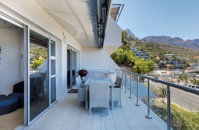 Dunmore Place - Two Bedroom Apartment, Sleeps 4