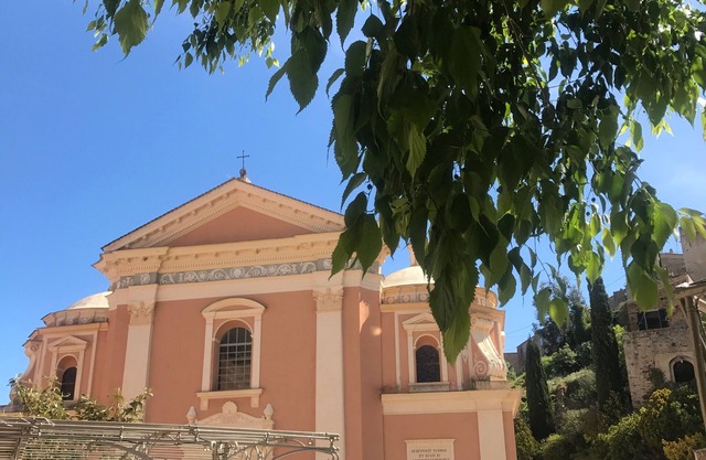 Duplex apartment 10 minutes from the sea