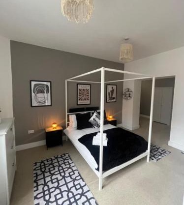 Duplex Apartment - Arts District