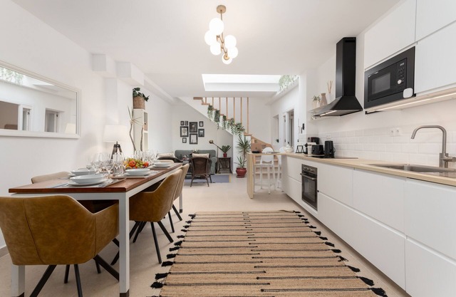 Duplex apartment for vacation rental old town. 250 m from the Beach.