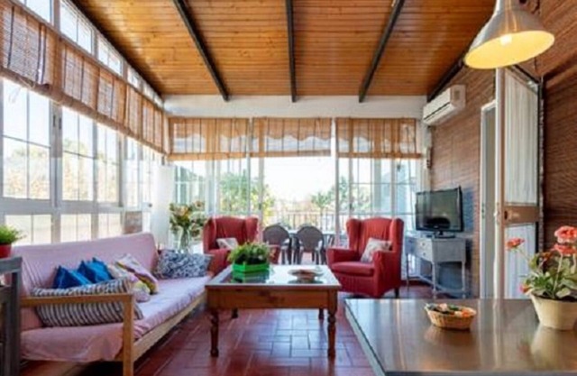 Duplex penthouse with terrace and solarium with shower in beautiful residential area