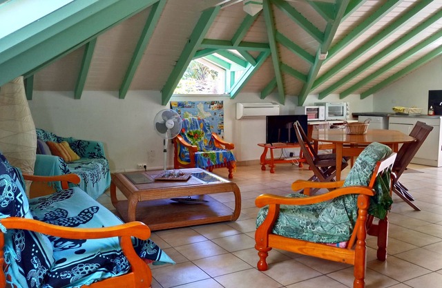 Duplex up to 11 people in a villa near the sea