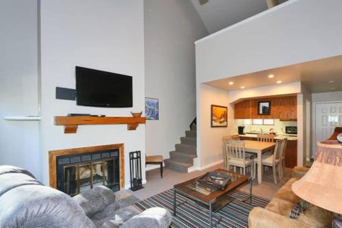 Eagle Point Ski Resort 10 Wooded Ridge Condos
