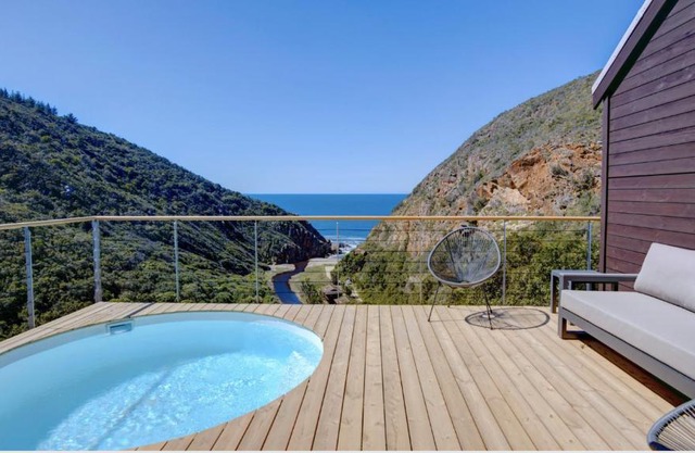 Earth Wind and Ocean 8