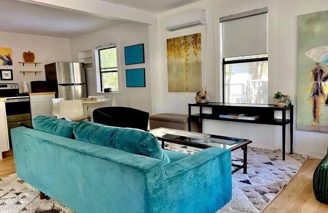 East Austin Retreat: Fun, Vibrant, and Affordable