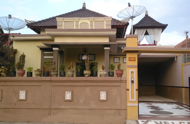 East Bali Luxury House with 3 Bedrooms