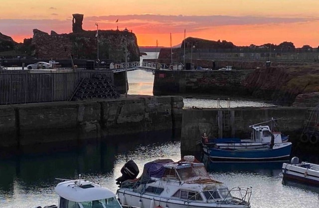 East Haar 2 Bedroom Flat Overlooking Harbour