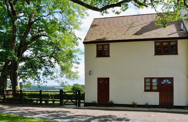 East Hillerton Lodge