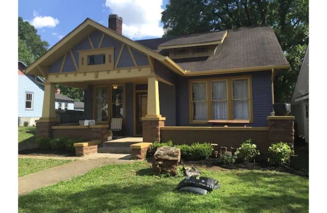 EAST NASHVILLE Big & Hip