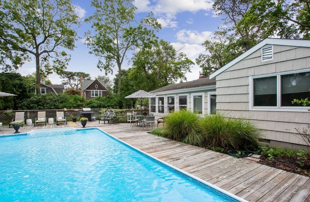 East Quogue Designer Home Pool in Beautiful Hamptons