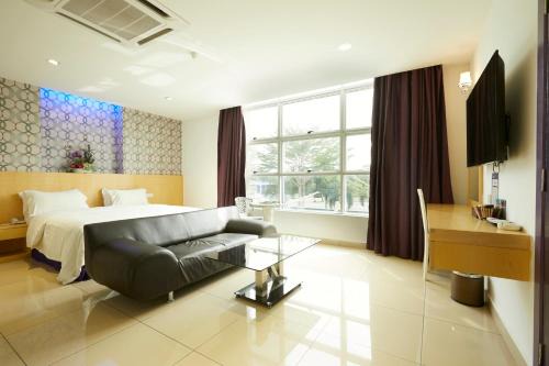 East Sun Hotel Sekinchan Self Check In
